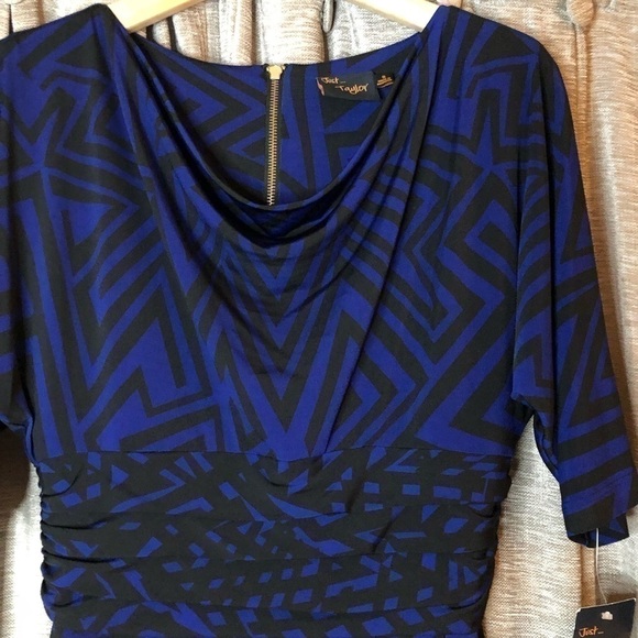 NWT Just Taylor Blue & Black Geometric Print Gold Zipper Back Dress Size 8 - Picture 4 of 12